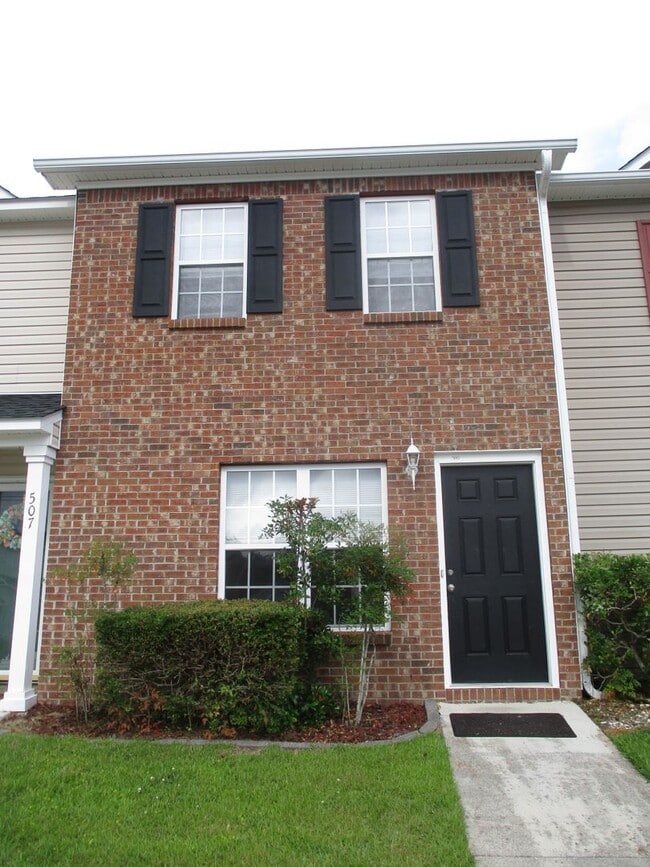 Foto del edificio - 2 Bedroom 2 Bath Townhouse