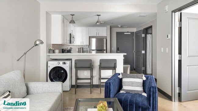 Building Photo - 2021 10th Ave S