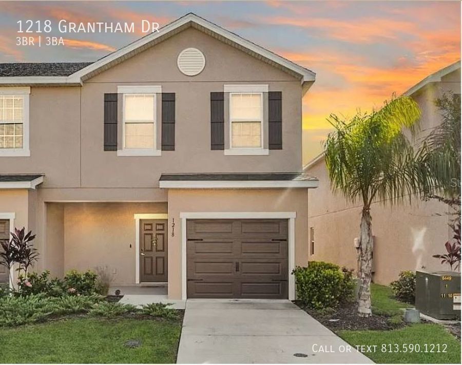 Primary Photo - Beautifully Sarasota Townhome - Furnished ...