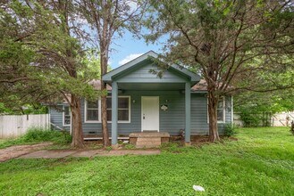 Building Photo - 8323 Lapanto Ln