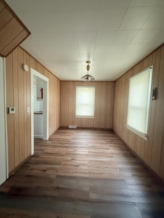Foto del edificio - 4529 Walton Ave