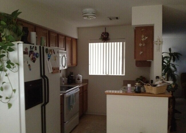 Foto del edificio - 420 W Yukon Dr