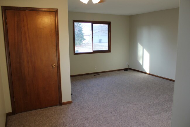 Building Photo - 4430 Gertie Ave