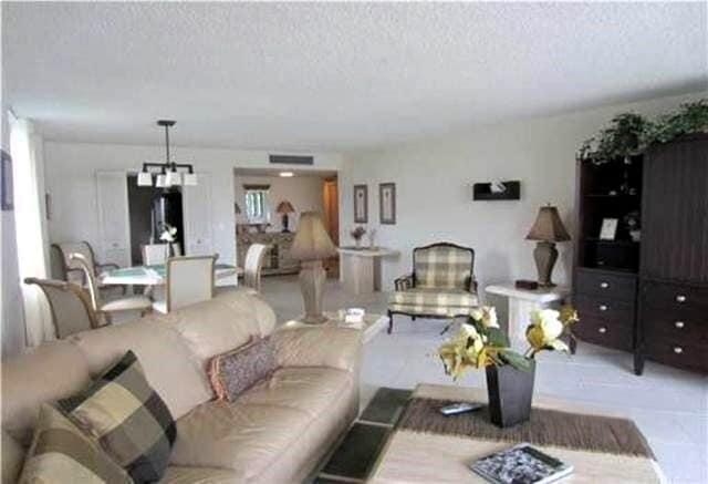 Building Photo - 3590 S Ocean Blvd