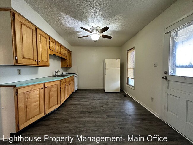 Foto del edificio - 1 br, 1 bath House - 408 Phillips Street