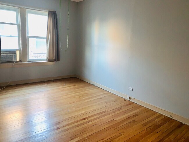 Building Photo - 68th