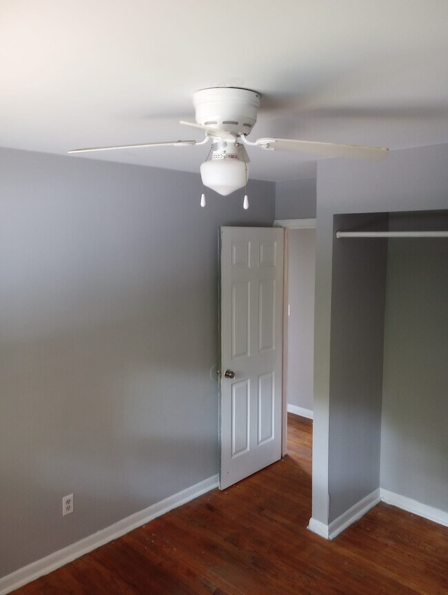 Foto del edificio - 1440 Beech Ave