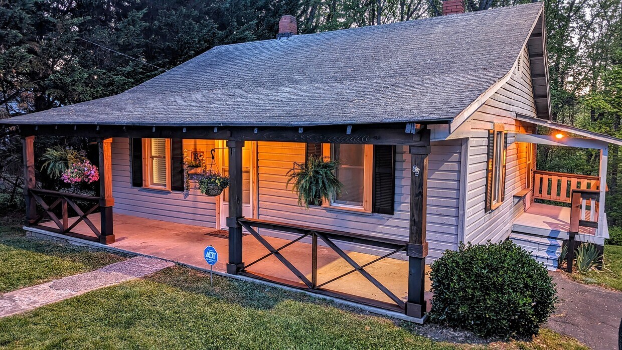 183 Dusty Ln, Mount Airy, NC 27030 House Rental in Mount Airy, NC