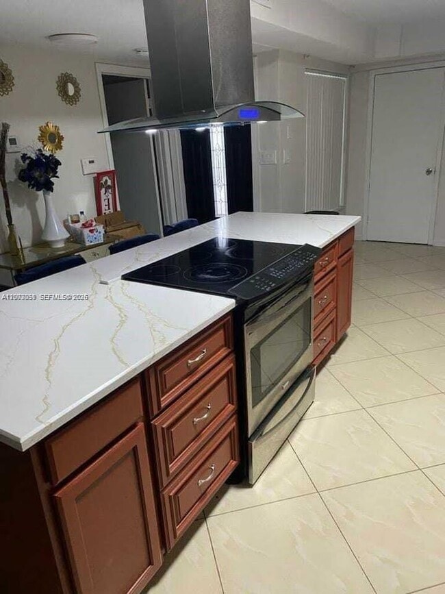 Foto del edificio - 1815 NW 56th Terrace