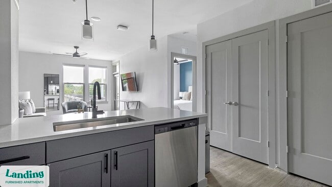 Building Photo - 3706 Goodwin Ave