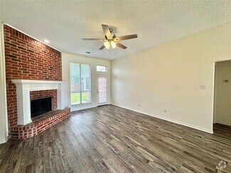 Building Photo - 1008 Hopkins Dr