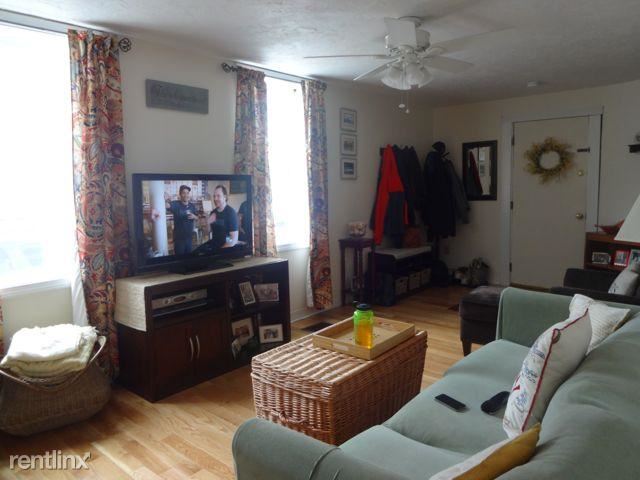 Primary Photo - 548 E 4th St