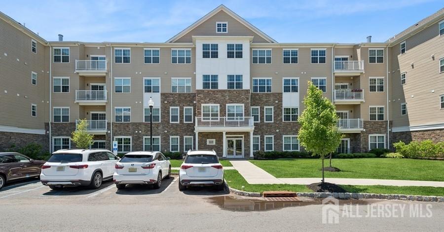 Foto principal - 727 Lorhan Dr
