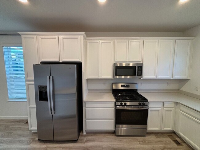 Foto del edificio - Charming 3-Bedroom Home for Rent near Denver!