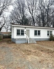 Building Photo - 2547 Pinckney Ave
