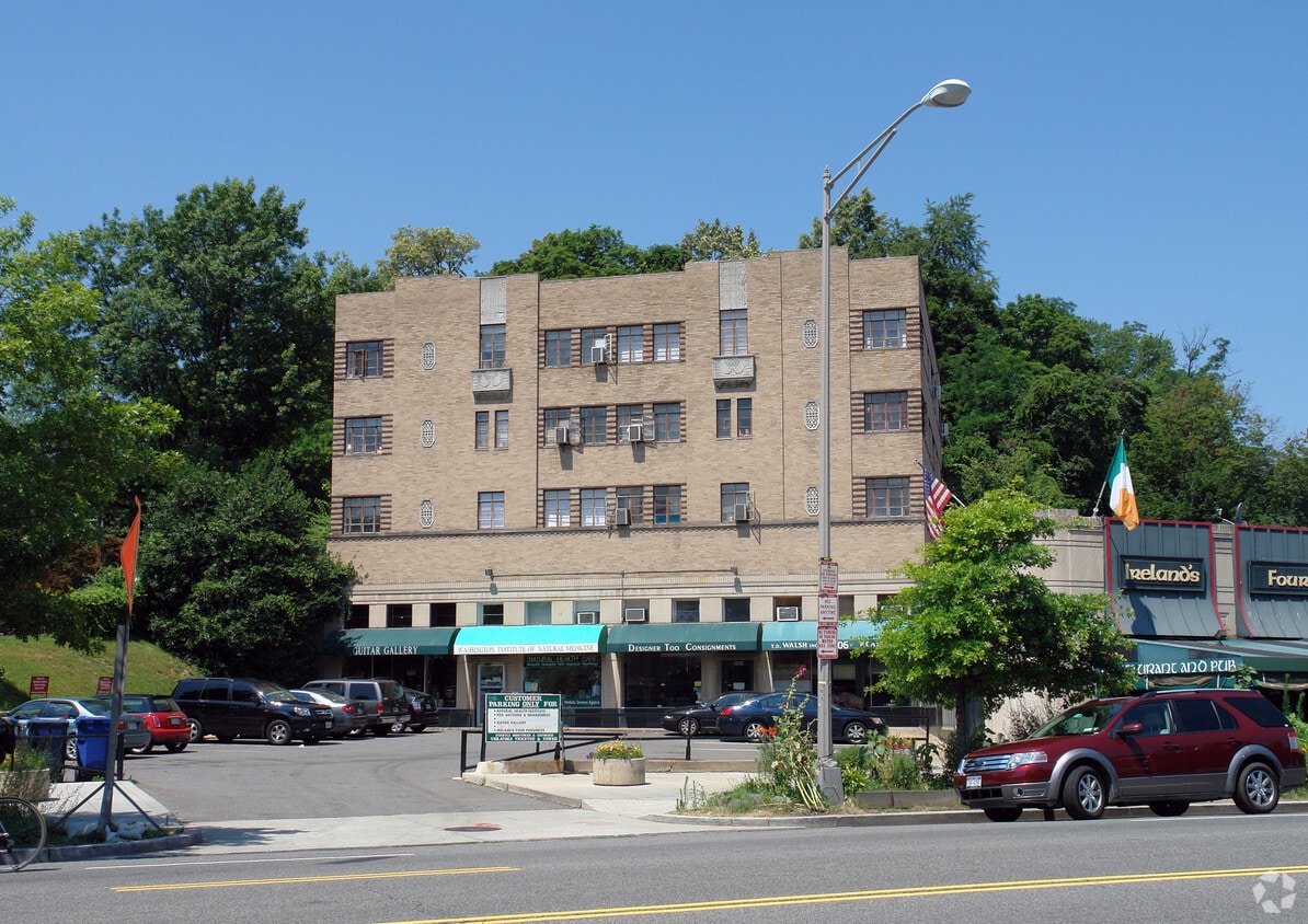 Building Photo - 3408 Connecticut Ave NW