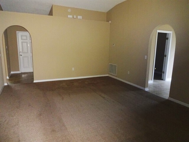 Building Photo - 3992 Clearbrook Cove Rd