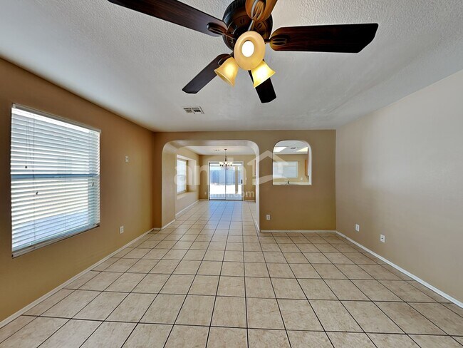 Building Photo - 2855 S Channing