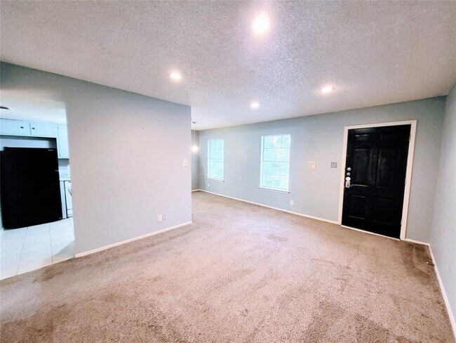 Foto del edificio - 3429 Willowrun Dr