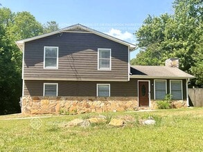Building Photo - 543 Mephisto Cir
