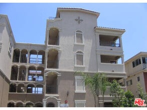 Building Photo - 432 S Willaman Dr