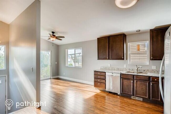 Building Photo - 141 4th Ave S, South St Paul, MN, 55075