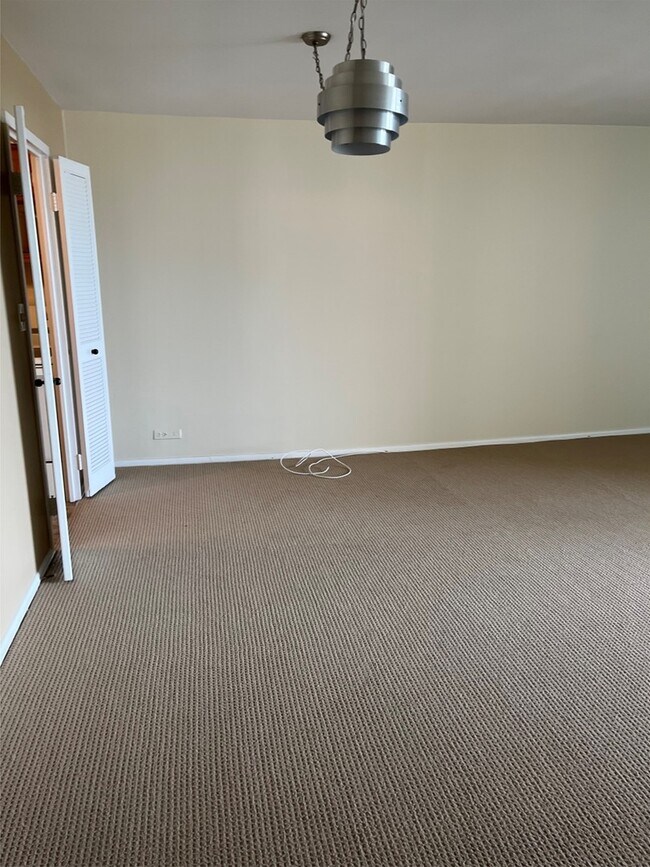 Foto del edificio - 6033 N Sheridan Rd