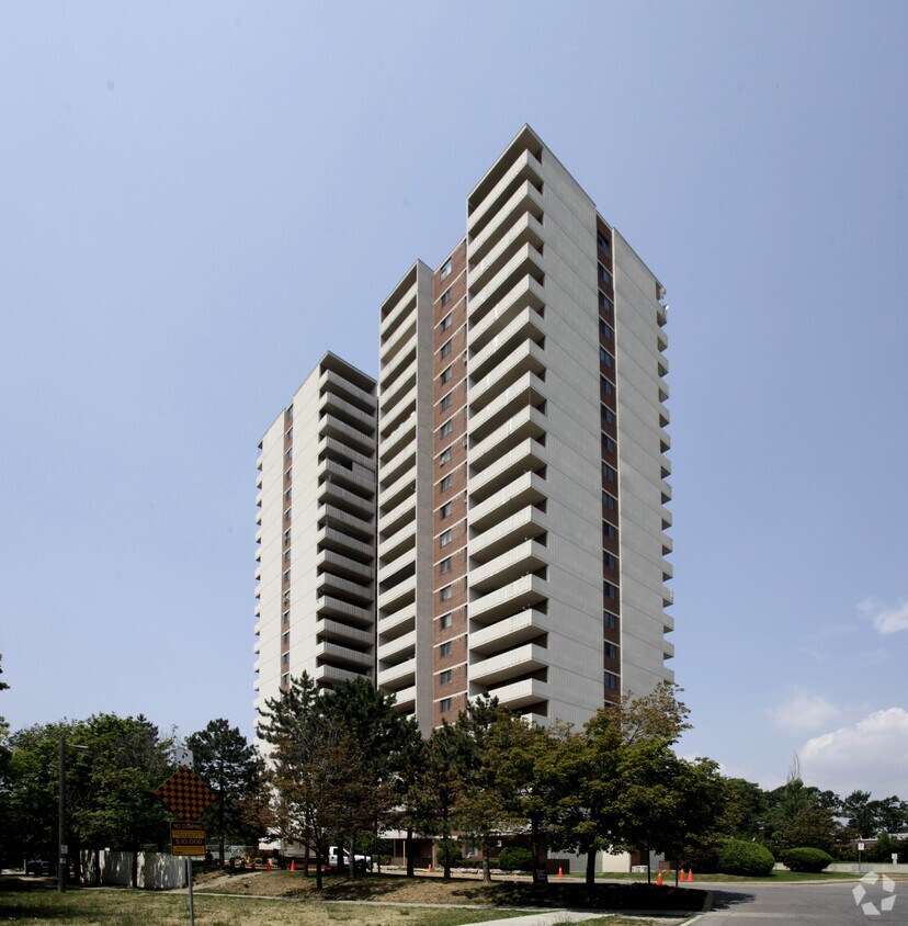 Hillburn Apartments Apartments 30 Burnhill Rd Toronto, ON