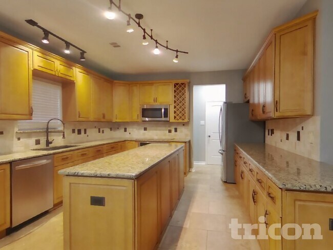 Foto del edificio - 2309 Green Creek Dr