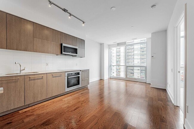 Photo du bâtiment - 170 Avenue Rd