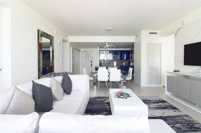Foto del edificio - 3101 Bayshore Dr