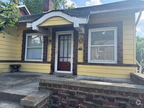 Building Photo - 1418 Everett Ave