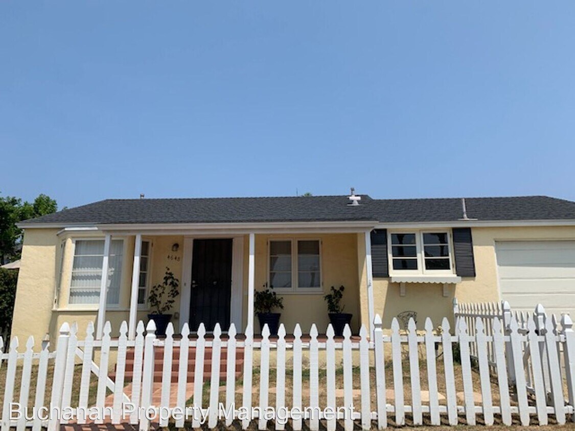 Primary Photo - 2 br, 1 bath House - 4648 Point Loma Ave