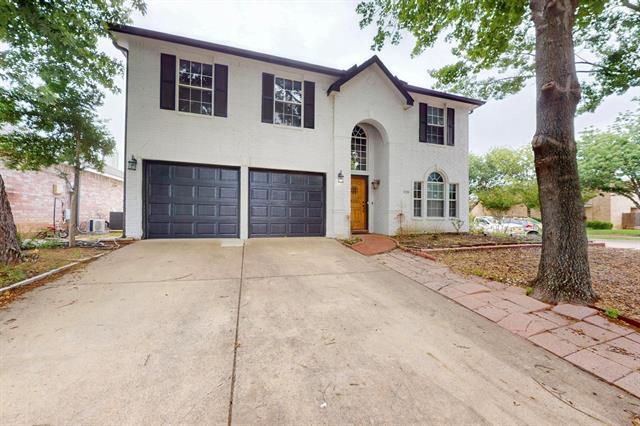 Primary Photo - 1330 Kensington Ct