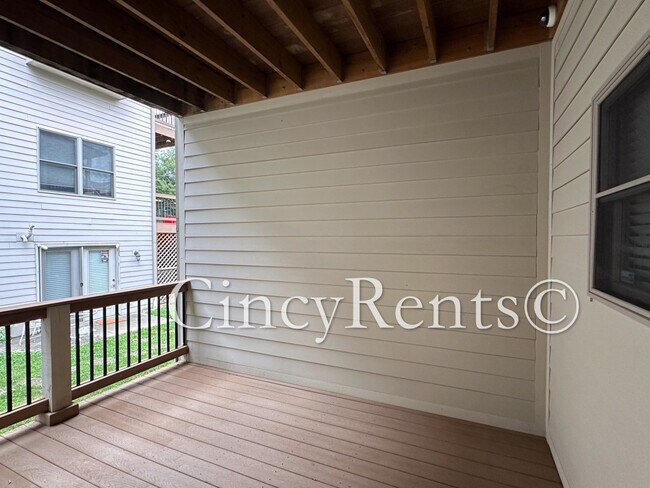 Building Photo - 2933 Eden Ave