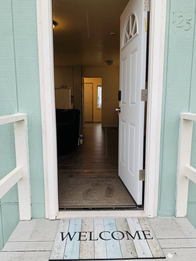 Welcome Home! - 125 S 8th St