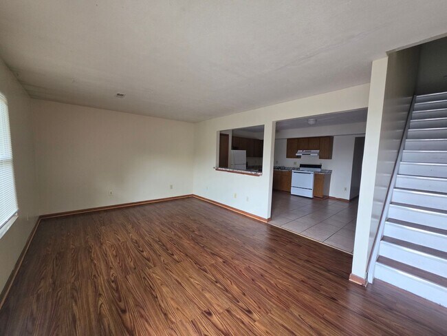 Foto del edificio - 1509 Whitehall Blvd