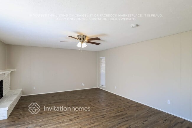 Foto del edificio - 6304 Jennings Dr