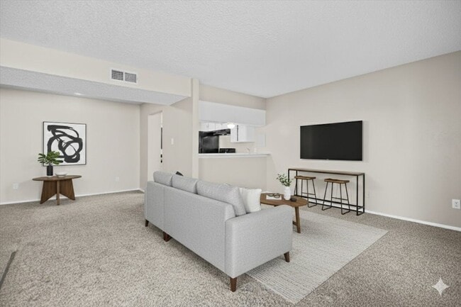 Interior Photo - Broadway Reserve