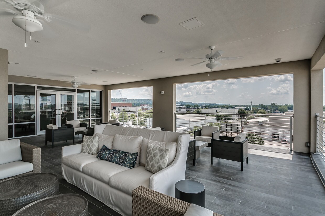 Flats on 4th Apartments in Birmingham, AL