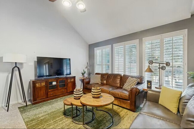 Foto del edificio - 8149 S Clover Spring Ln