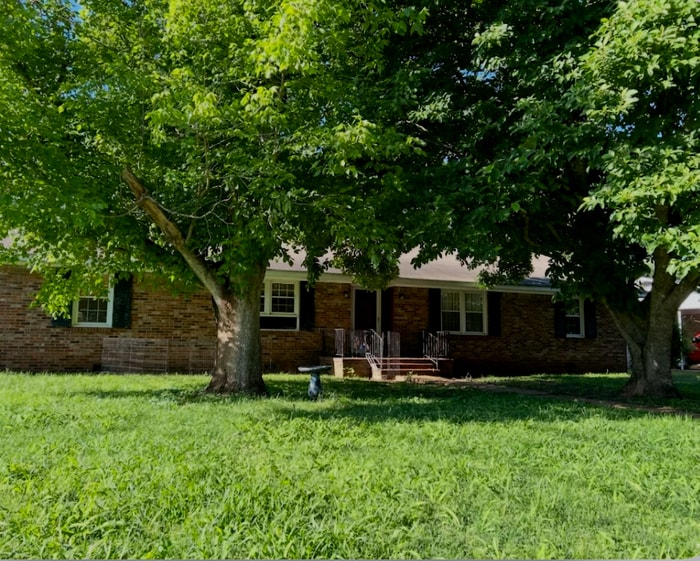 Building Photo - 1101 Winston Dr