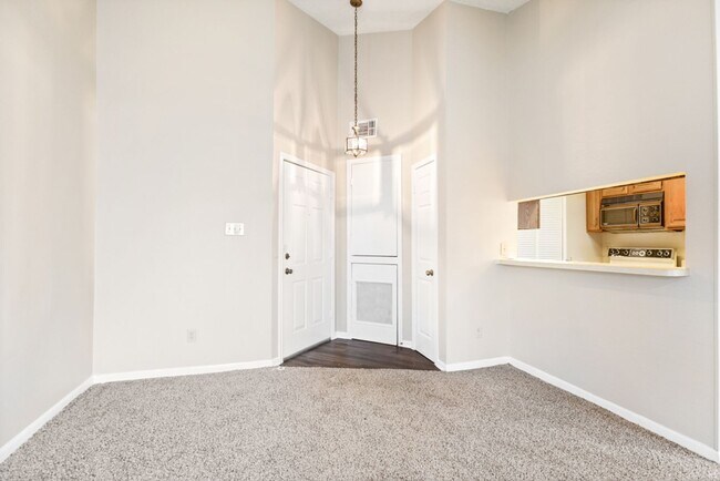Foto del edificio - 4839 Brandeis St