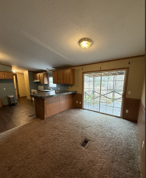 Building Photo - 4299 MS-363