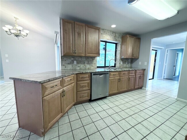 Foto del edificio - 1728 SE 12th St