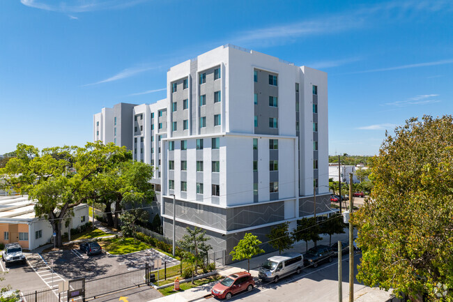 Building Photo - Wenski Groves