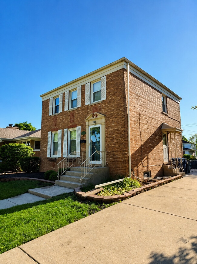 Building Photo - 1518 Cleveland Ave