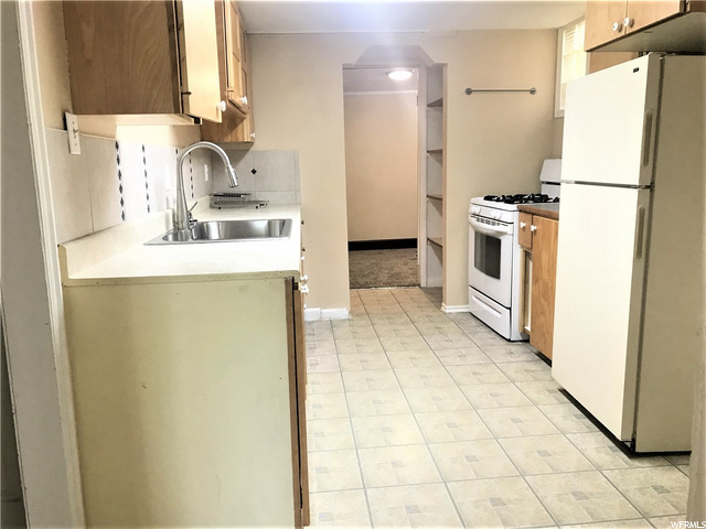 Foto del edificio - 3323 Porter Ave
