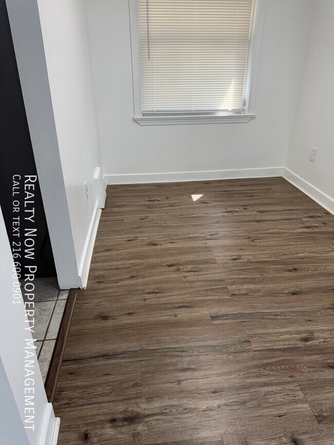 Foto del edificio - 3373 Colwyn Rd