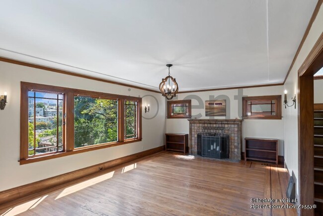 Building Photo - 567 Valle Vista Ave